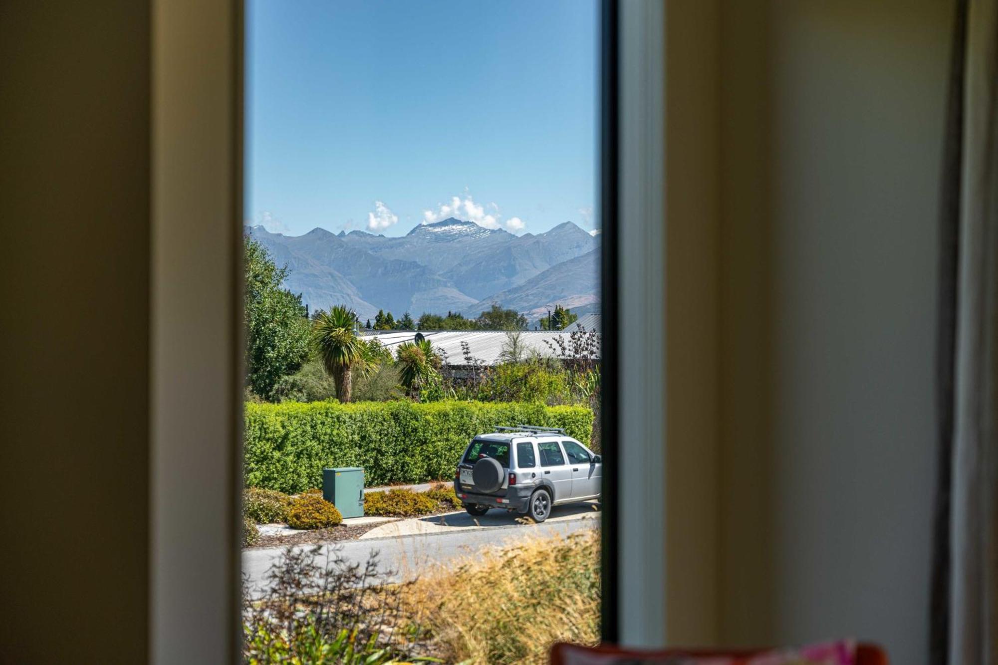 Hoheria Mountain Lodge วานากา ภายนอก รูปภาพ